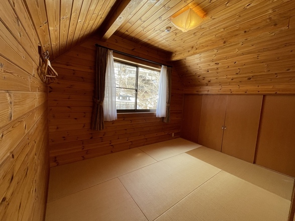 傾斜を生かした解放感のあるログハウス,売買,別荘・一戸建て,500万円